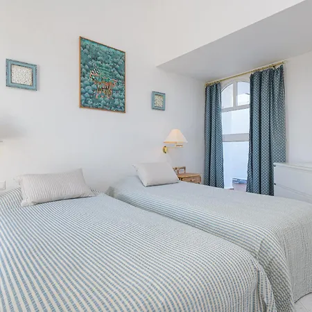 Apartment L02 Jardines 1 -