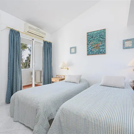 Apartment L02 Jardines 1 -